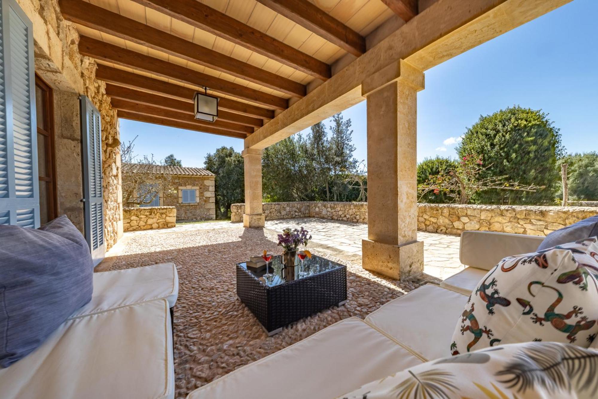 Villa Bovis Gran By Feseal *