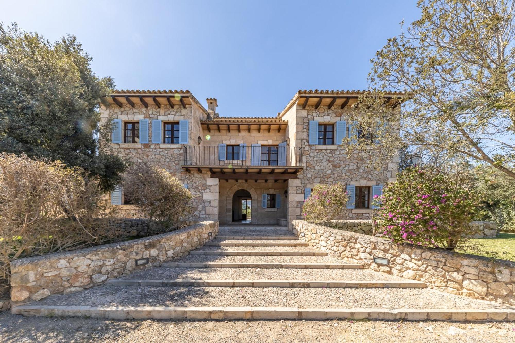 Villa Bovis Gran By Feseal